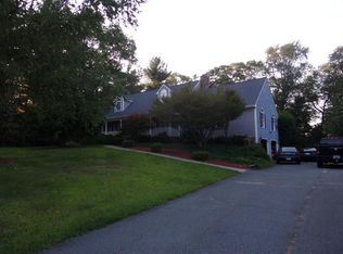 3 Garrison Ln, Acushnet, MA 02743