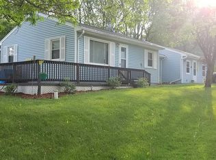 9785 NE Badger Hts, Edgerton, WI 53534