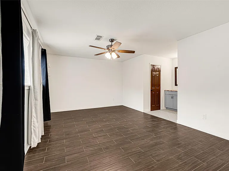 11427 Sagegrove Ln — Photo 18