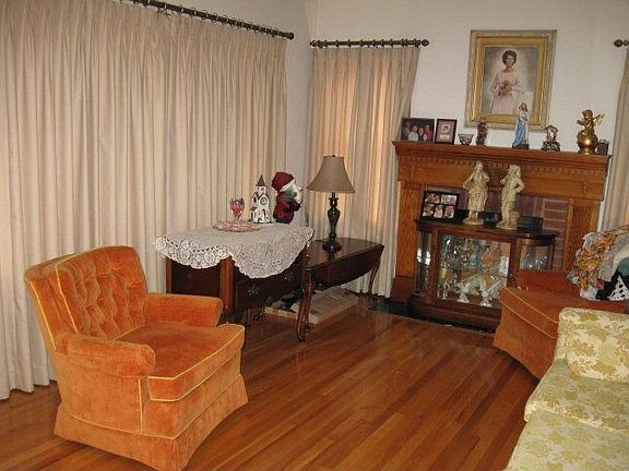 3rd image of 5 Pinnacle Dr
