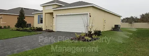 111 Roseville Dr — Photo 3