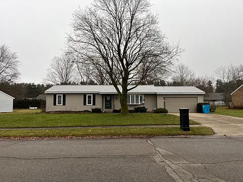 54244 Forest Grove Ave Photo 1