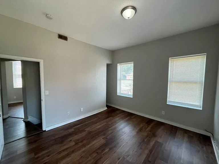 6701 Michigan Ave — Photo 11