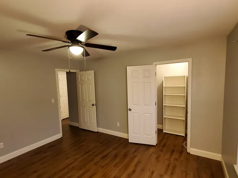 1102 Caulks Hill Rd — Photo 7