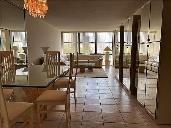 2nd image of 800 Parkview Dr APT 302