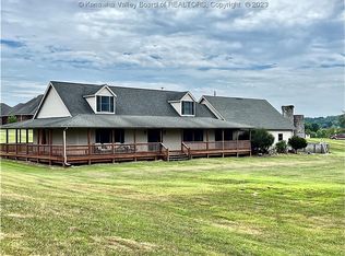 7691 Sandhill Rd, Point Pleasant, WV 25550