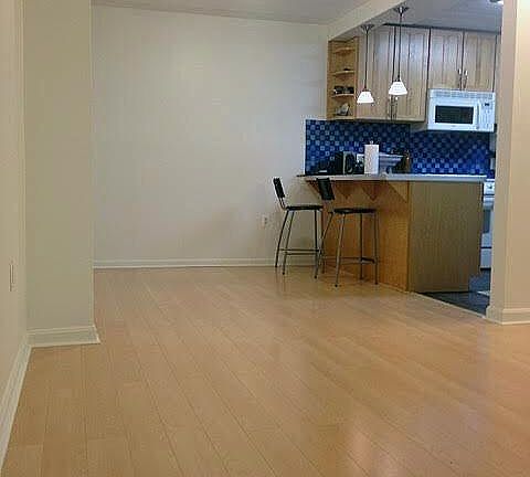 2nd image of 1649 Kenwood Ave