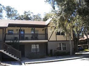 1st image of 2976 Sir Hamilton Cir