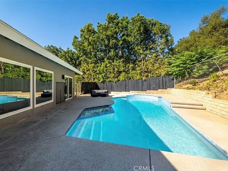 4240 Kingfisher Rd — Photo 19
