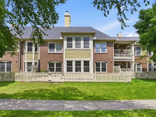 7601 Newport Bay Dr Unit 110, Indianapolis, IN 46240
