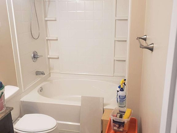 4th image of 7101 Fairington Ridge Cir