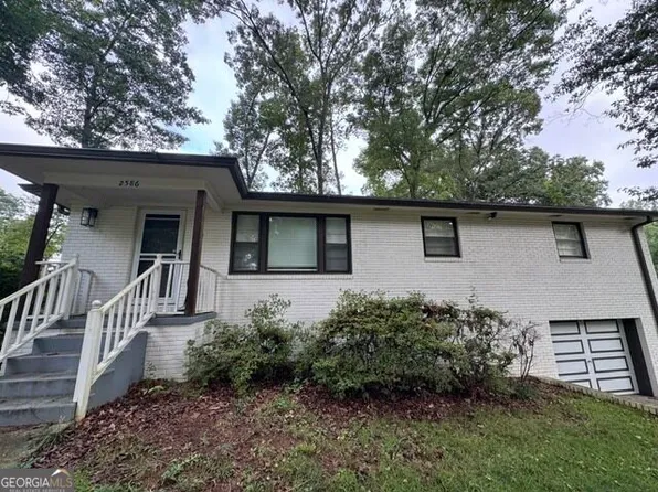 2586 Cherrywood Ln SW, Marietta, GA 30060