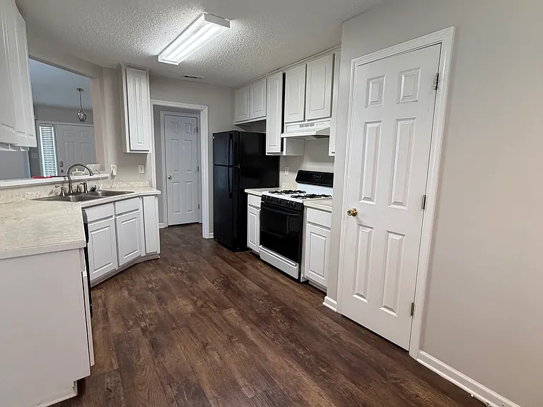 3020 Meadow Glen Pass — Photo 7