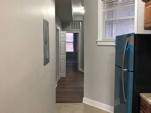3rd image of 1805 N 33rd St #3