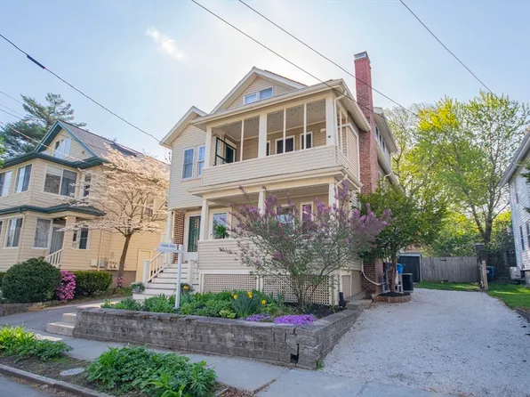 14 Leslie Rd #14, Belmont, MA 02478