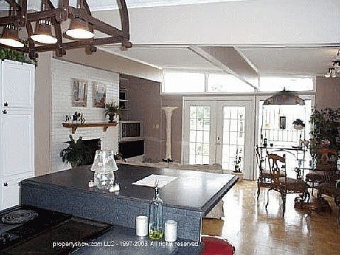 Kitchen and family room w/ gas log fireplace