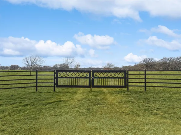 Fm 4, Jacksboro, TX 76458