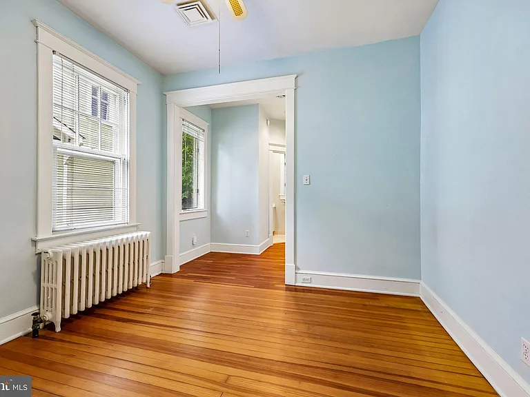 526 N Ivy St — Photo 28