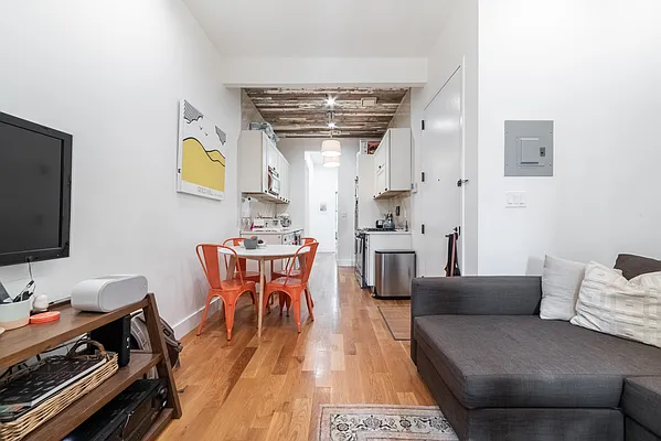 Rented by Goose Property Management LLC | media 15