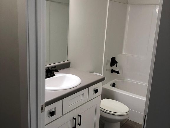 5th image of 3735 W 1700 N
