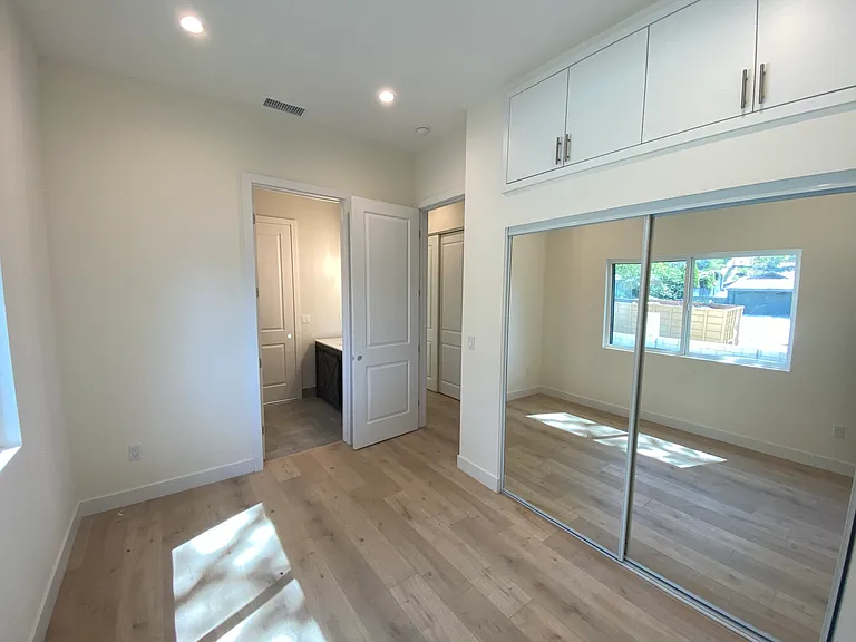 12310 Lithuania Dr — Photo 9