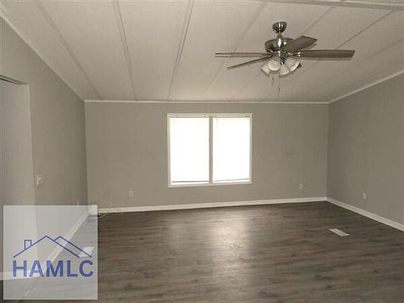 3rd image of 258 Country Ln NE