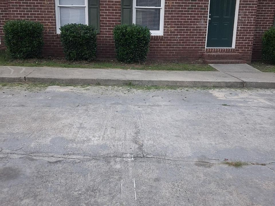 1st image of 230 Lanier Dr #239
