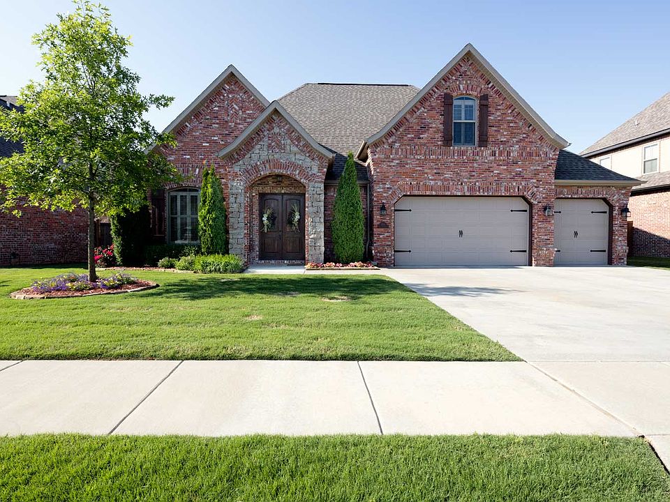 1st image of 4108 Willowbend Dr
