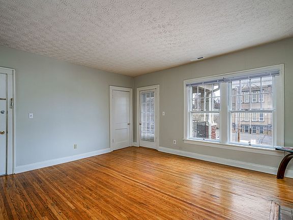 5th image of 108-110 Wilber Ave #108.5