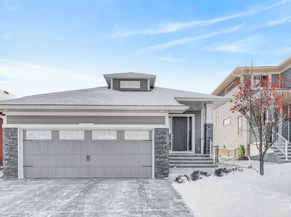 55 N Mist Mountain Rise, Okotoks, AB T1S 5R4