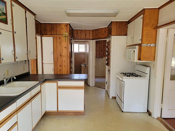 5th image of 1316 E Somo Ave #E