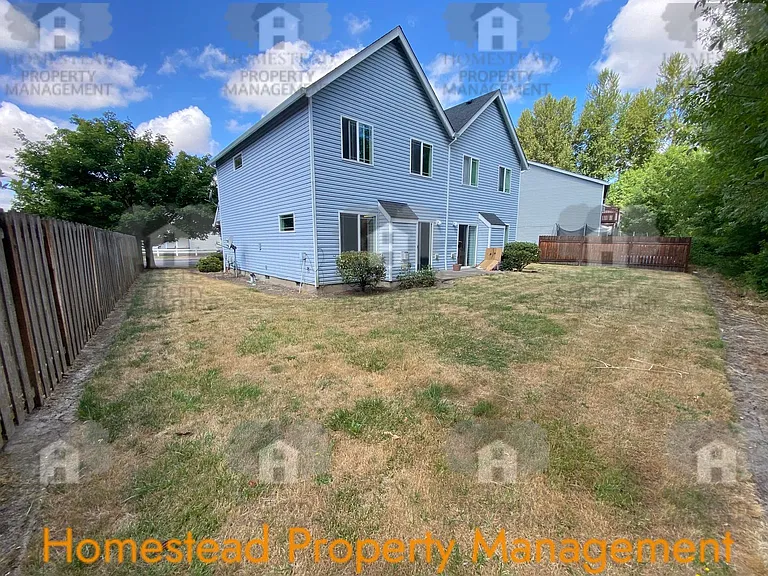 1408-1410 Falcon Loop — Photo 23