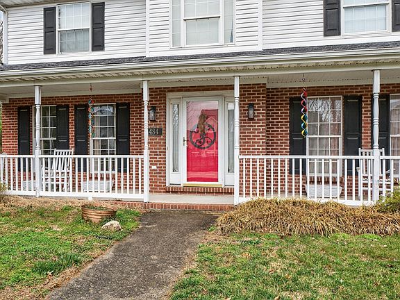 3rd image of 484 Hunters Ridge Rd