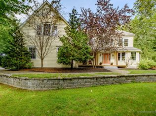 29 Brookside Dr, Falmouth, ME 04105