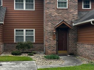 1214 Secretariat Dr, Morristown, TN 37814