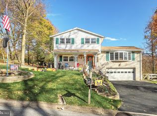 1140 Kalreda Rd, York, PA 17406