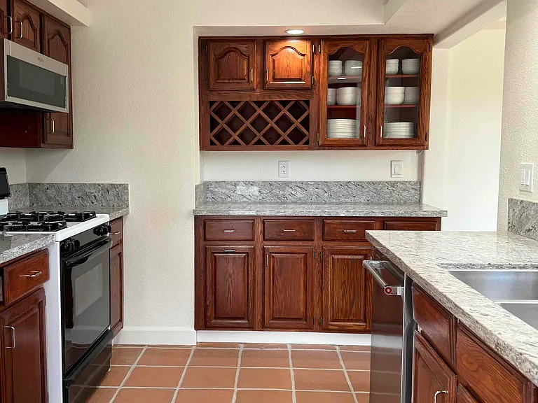 5111 E Bobolink Ln — Photo 13