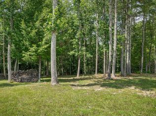 515 Ferry Bend Trl, Crossville, TN 38571