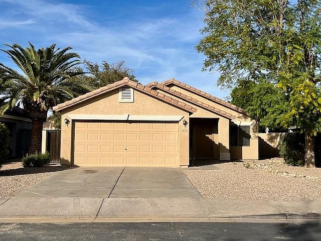 1st image of 2032 E Palomino Dr