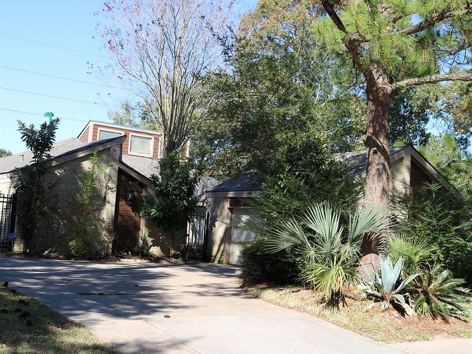 1st image of 4627 Hickory Downs Dr
