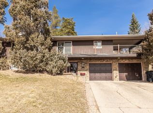 500 Division St NW, Mandan, ND 58554