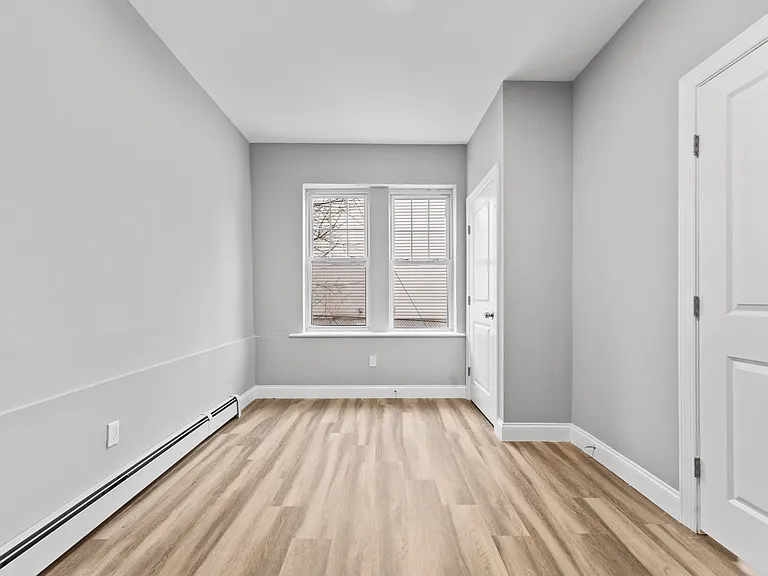 103 Washington Ave #4 — Photo 12