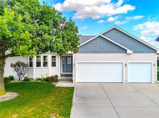 1635 Ashwood Dr, Altoona, IA 50009