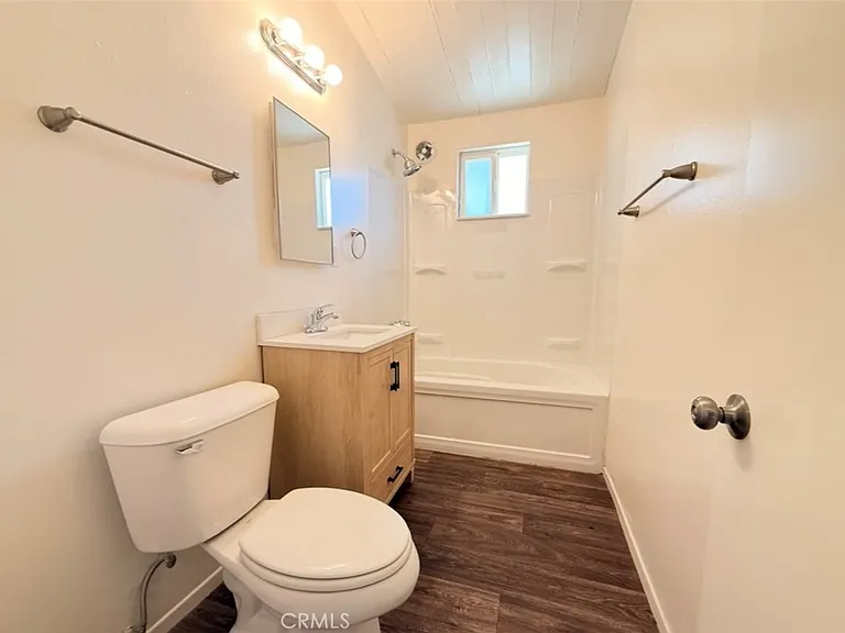 828 N Buena Vista St #A — Photo 13