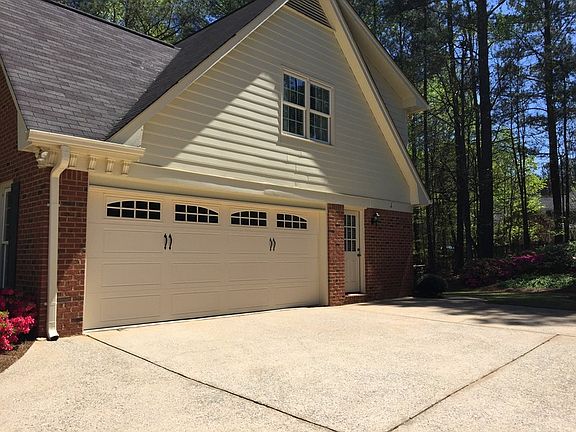 3rd image of 9525 Kingston Crossing Cir