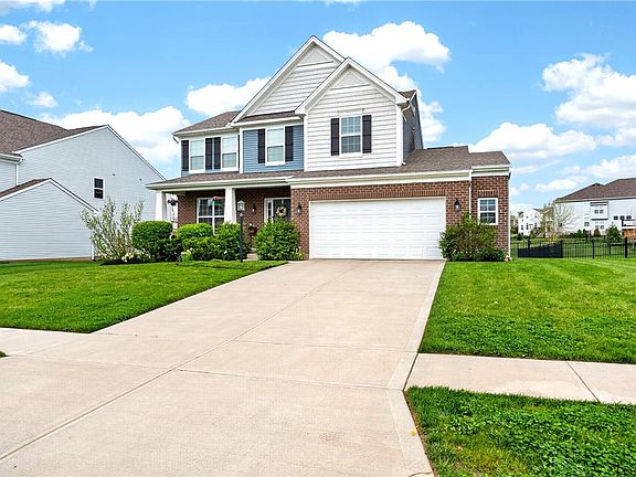 2nd image of 1618 Windham Ln