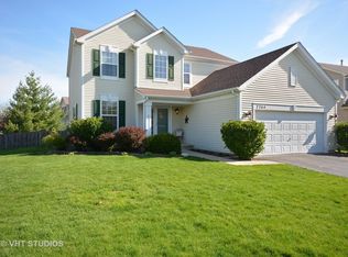 2264 Shenandoah Dr, Aurora, IL 60503