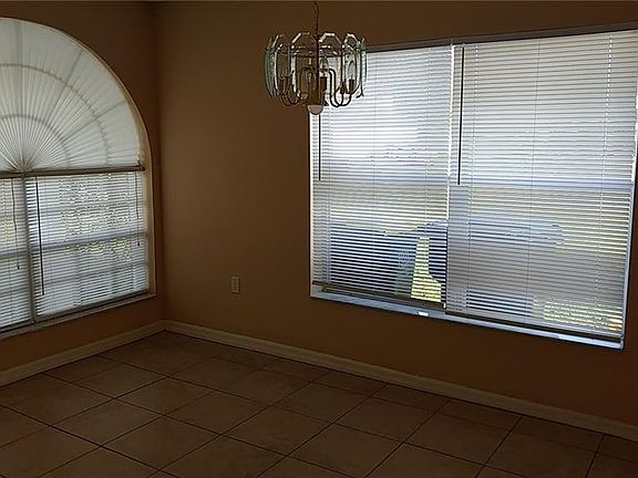 4th image of 520 Albatross Dr #A & B