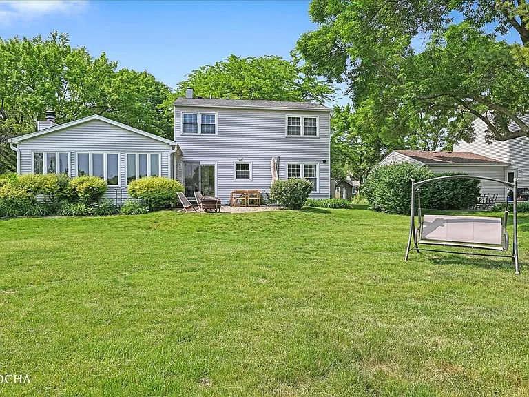1012 Bainbridge Dr — Photo 42