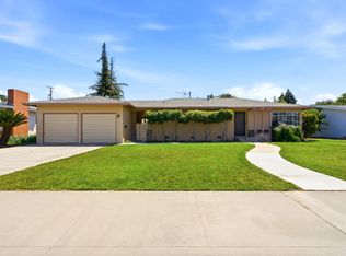 293 W Ponderosa Ave, Reedley, CA 93654